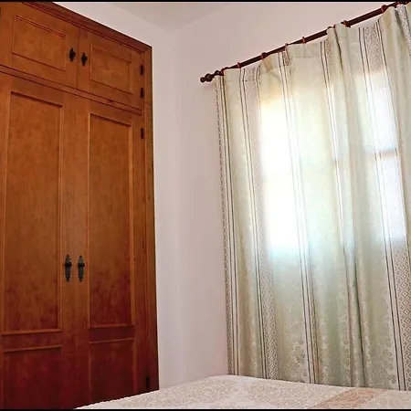 Chalet Rústico Roche *